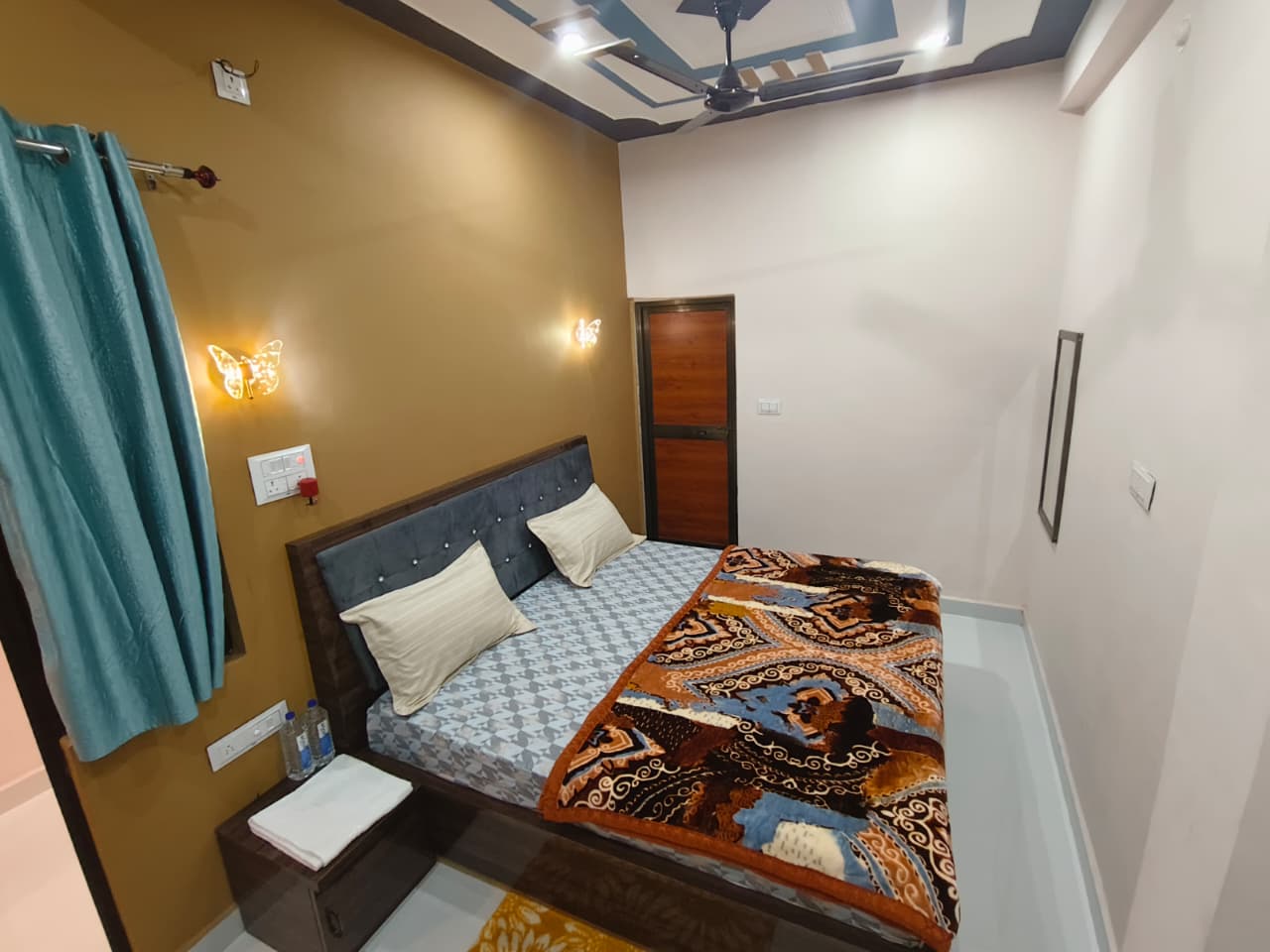 Room 202 - 2-Bed AC Room